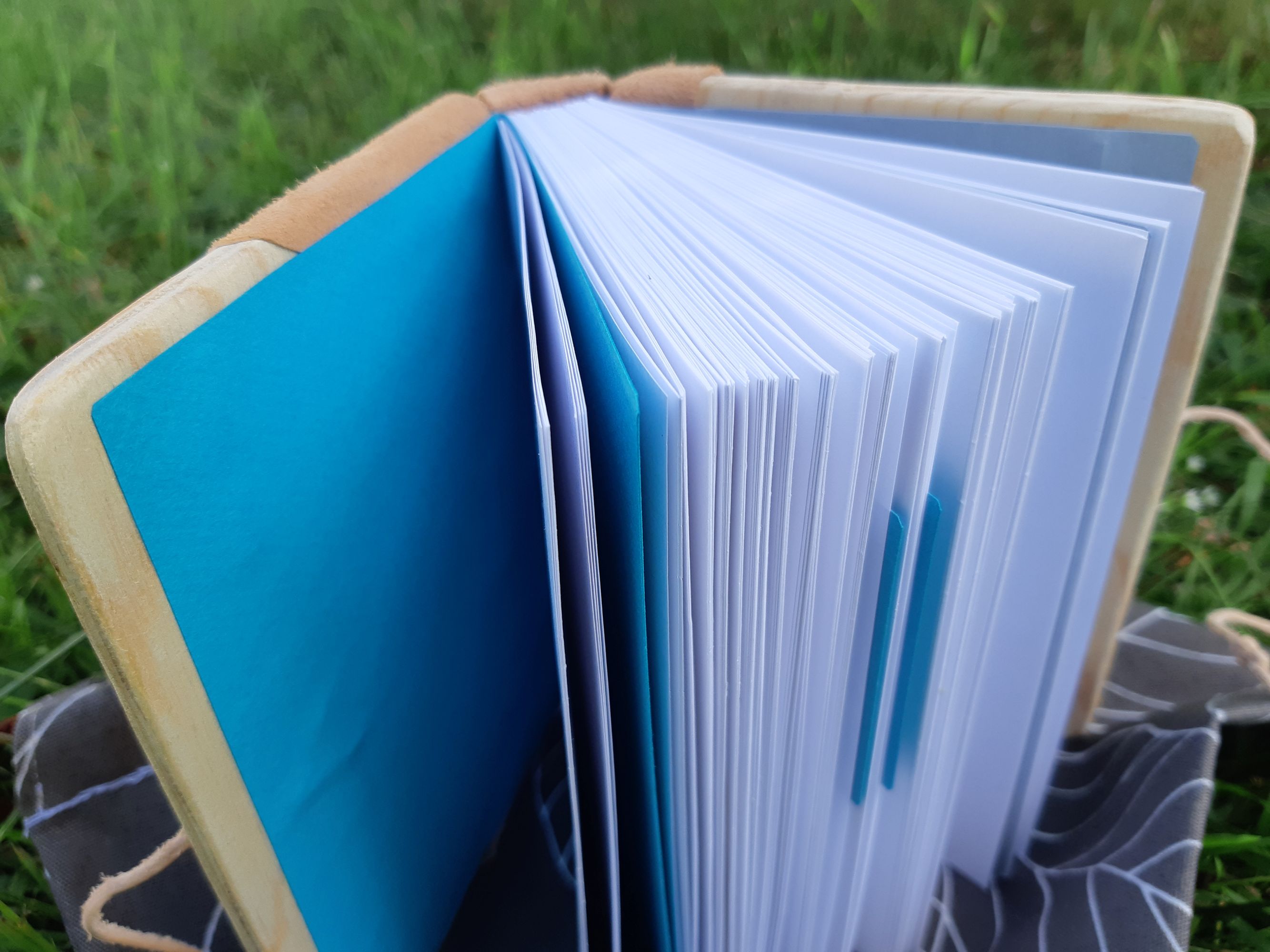 poznámkovníky, notesy (28)