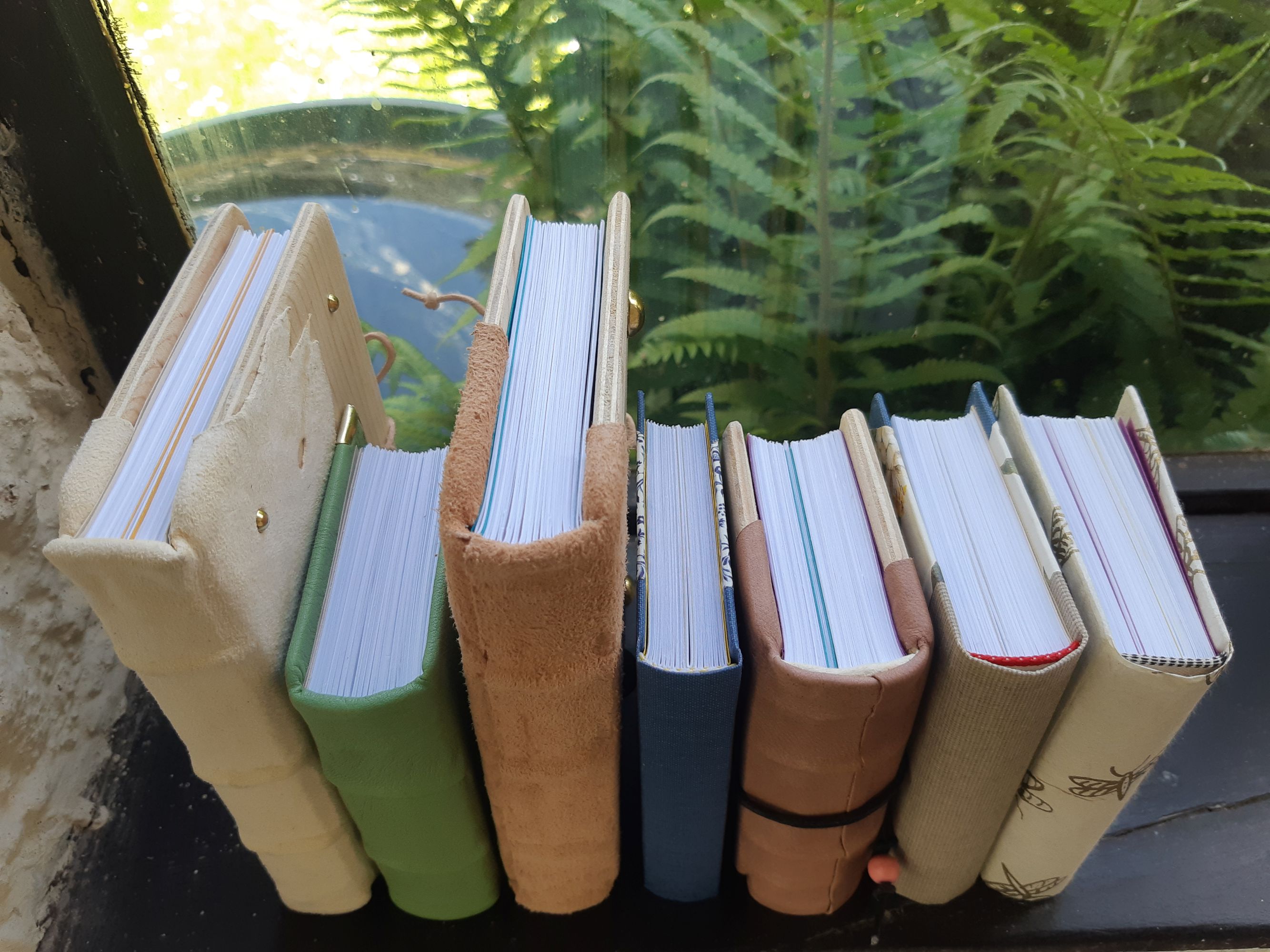 poznámkovníky, notesy (44)