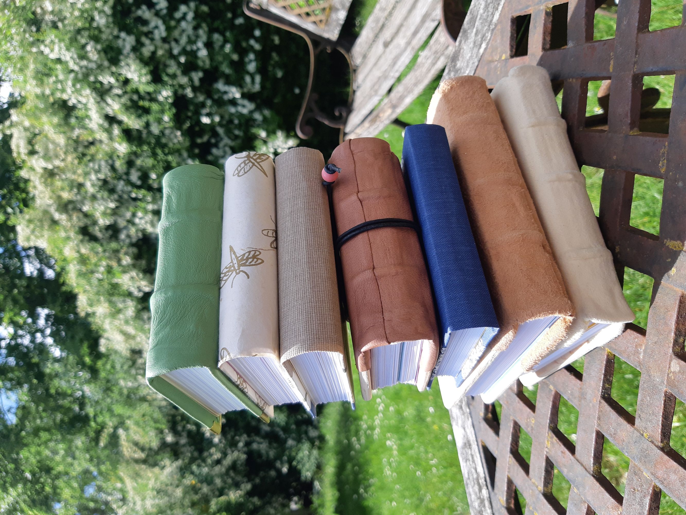 poznámkovníky, notesy (48)